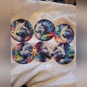 🔮NEW🔮 Wolf Design Coasters Set - Multicolor